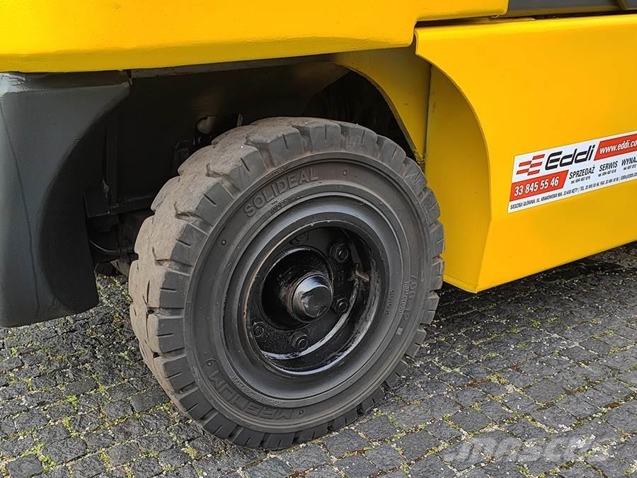 Komatsu FG40T-7 天然气叉车