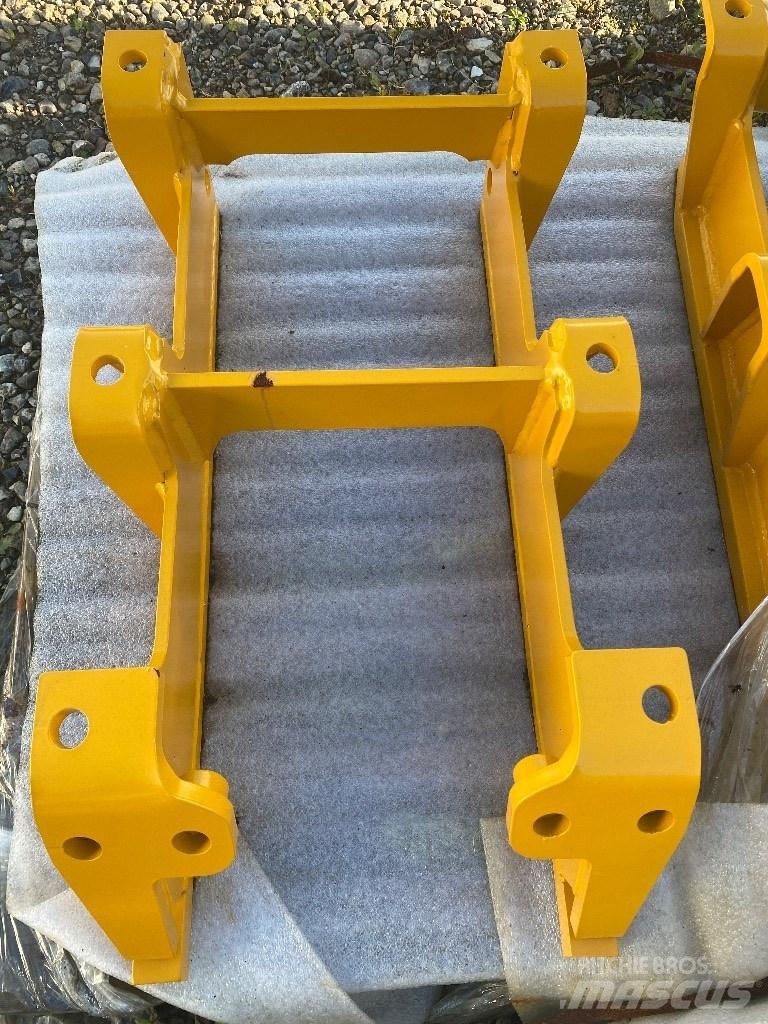 Komatsu D65PX 履带式推土机