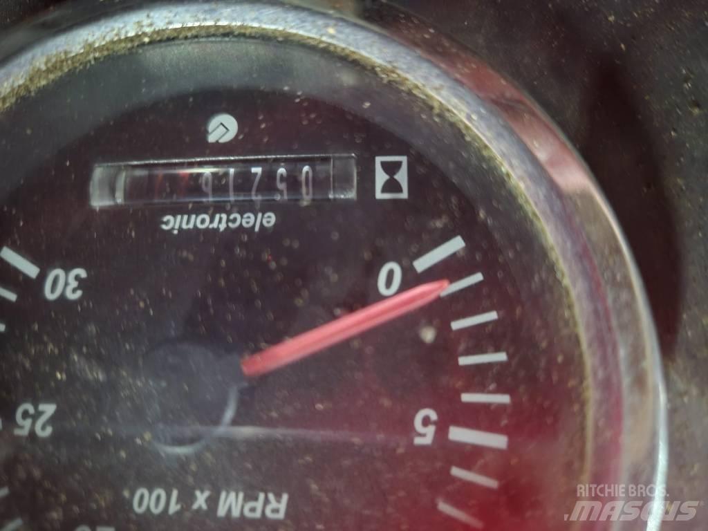 Eurocomach E 398 反铲装载机