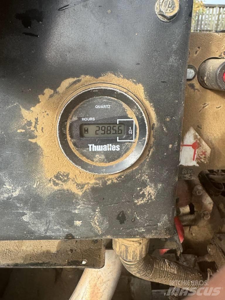 Thwaites 3 ton 翻斗车\公路型自卸车