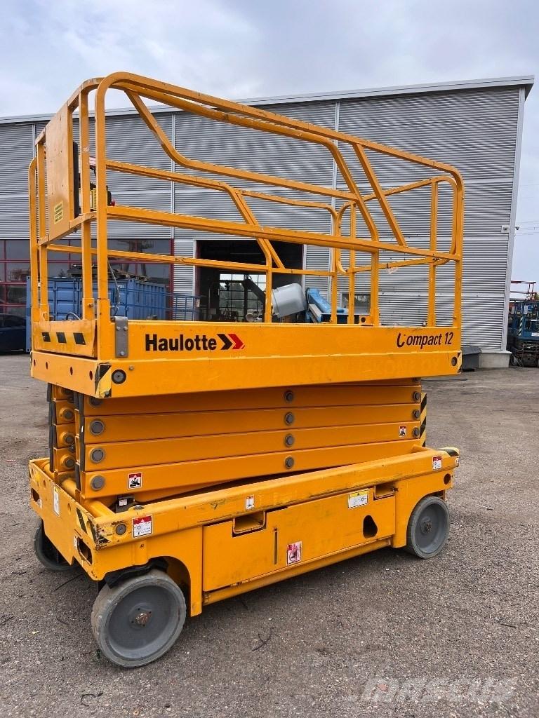 Haulotte Compact 12 剪叉式升降机