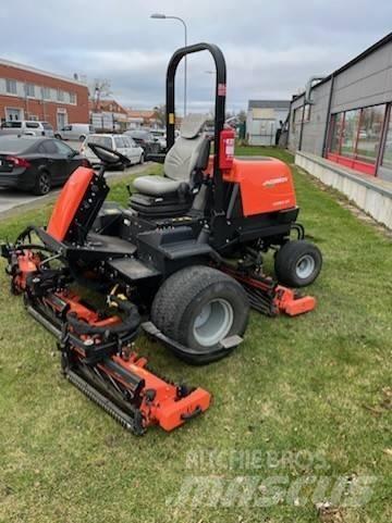 Jacobsen 305 球道割草机
