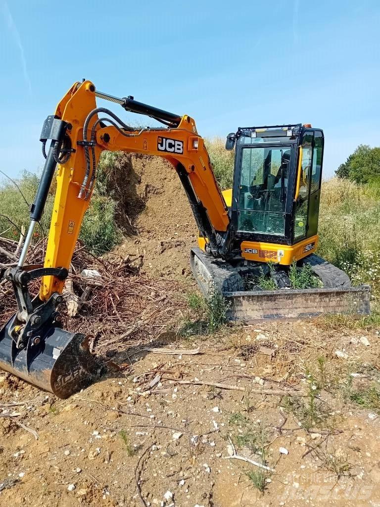 JCB 50 Z-2 小型挖掘机