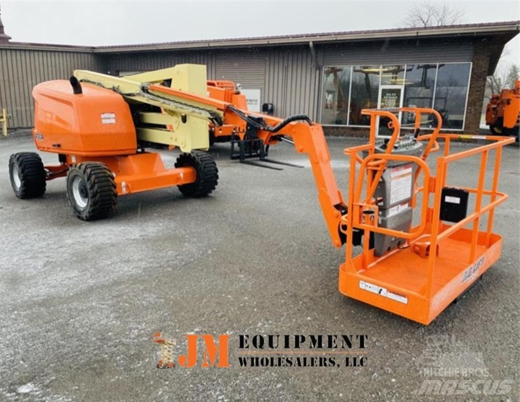 JLG 450 A 曲臂高空工作平台