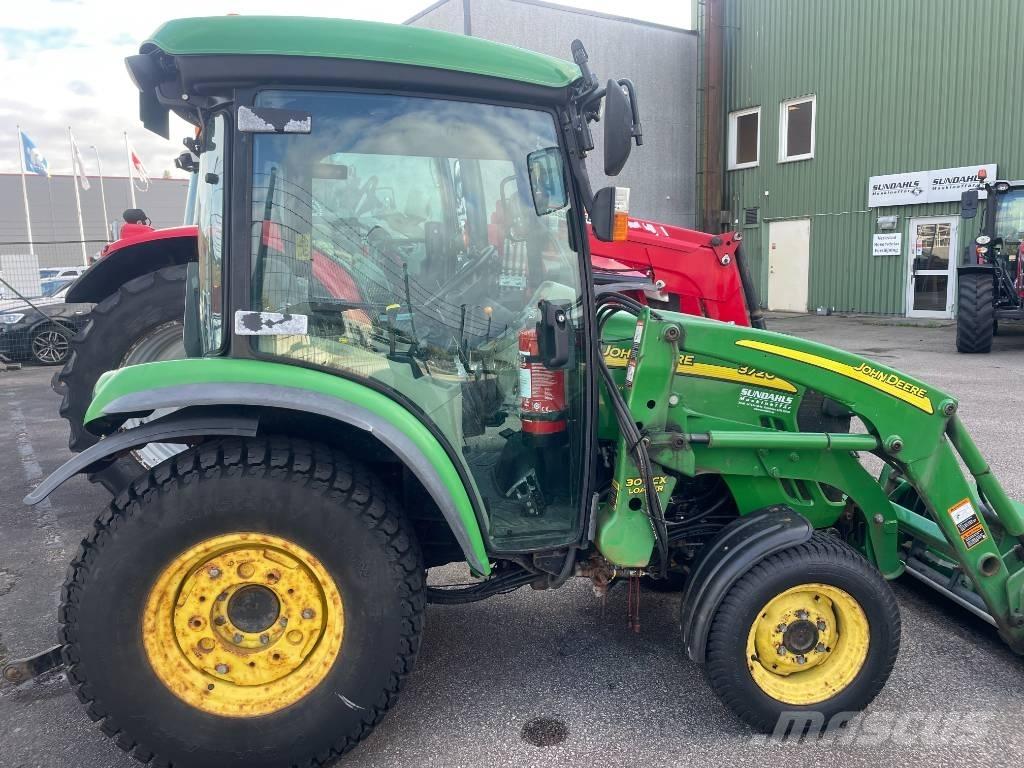 John Deere 3720 小型拖拉机