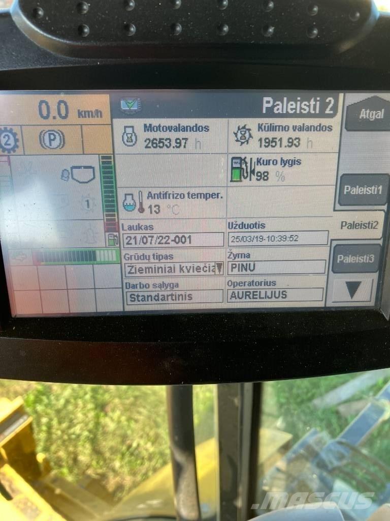 New Holland CX 8080 联合收割机