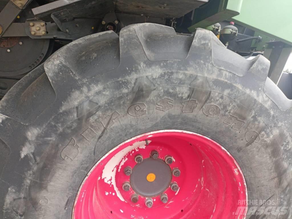 Fendt 9470 X Hybrid 联合收割机