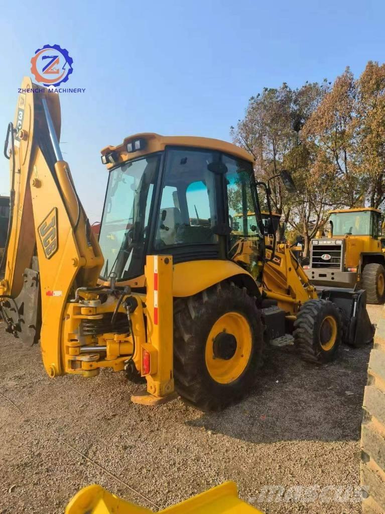 JCB 3 CX 反铲装载机
