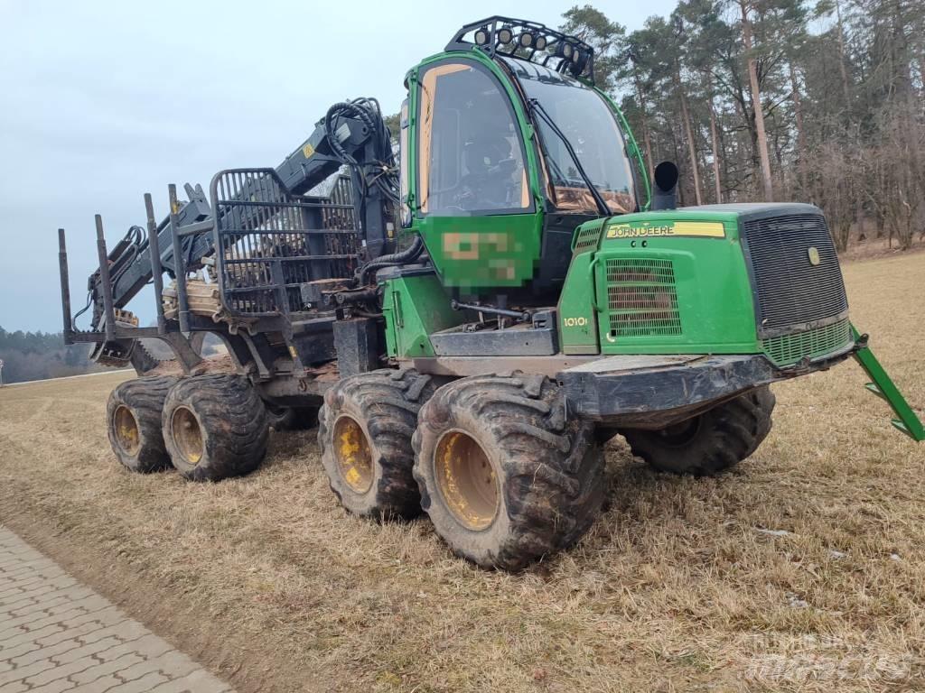 John Deere 1010 E 集运机