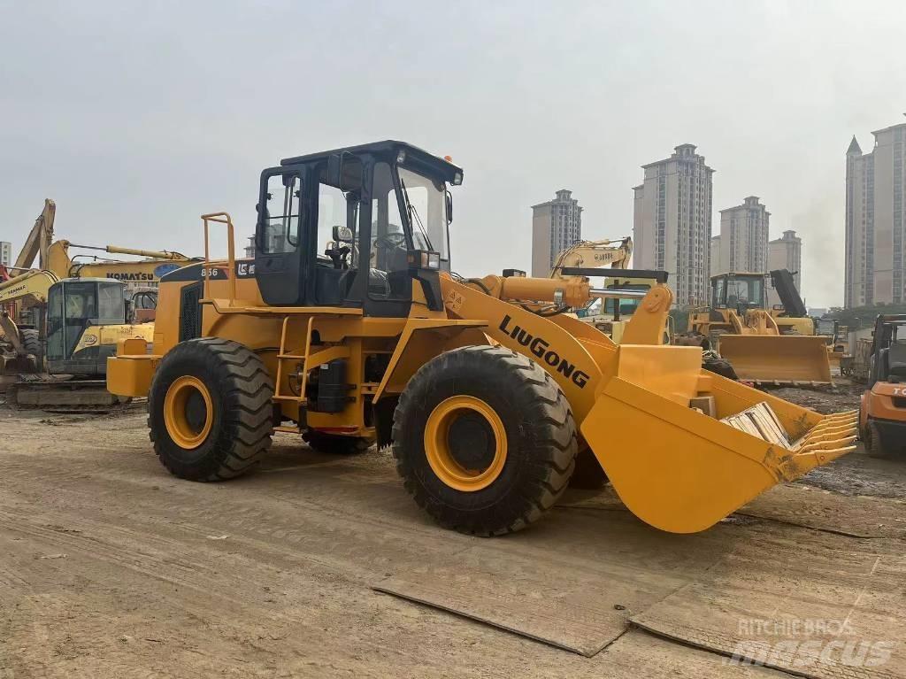 LiuGong 856 轮式装载机