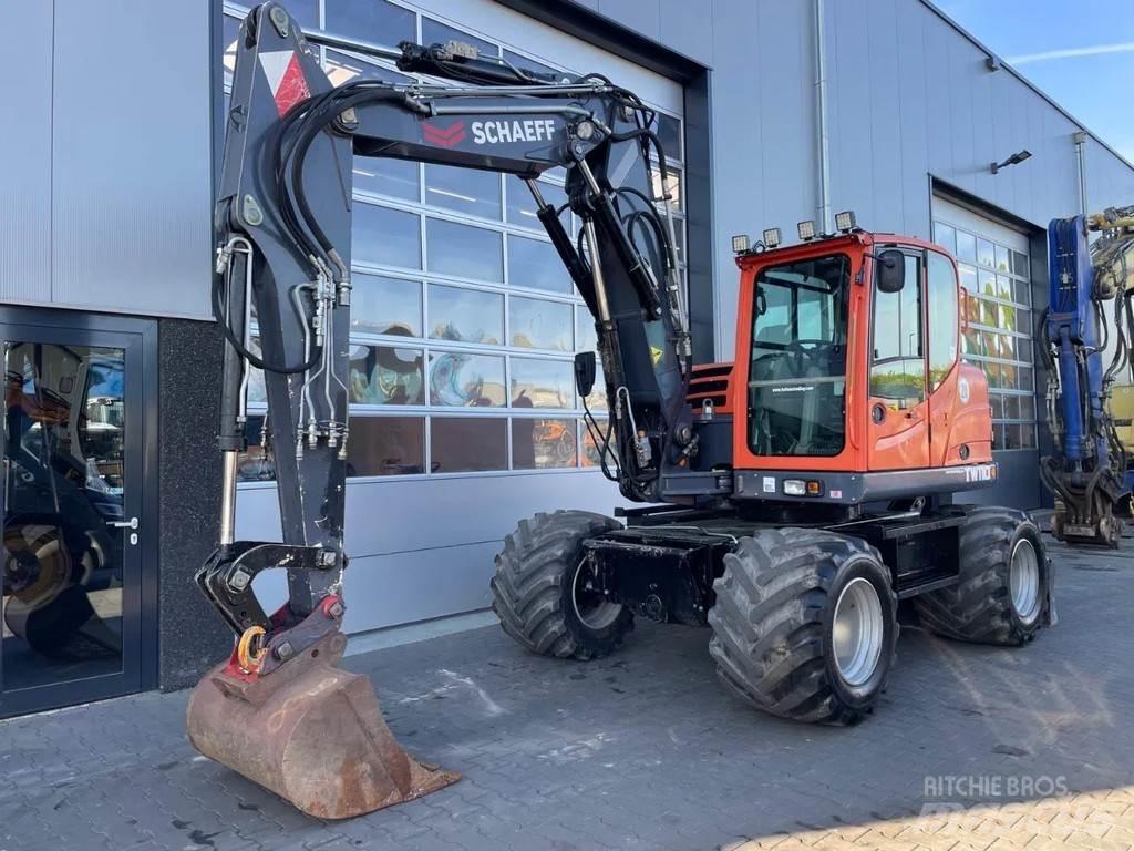 Terex TW110 中型挖掘机