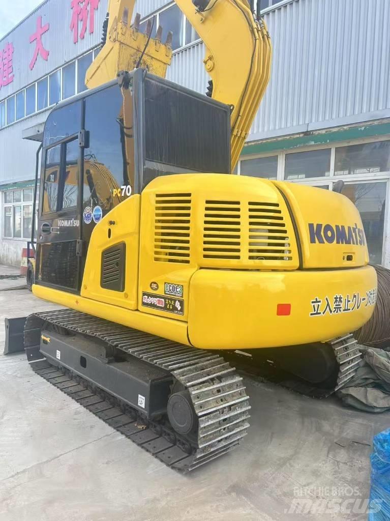 Komatsu PC 70 小型挖掘机