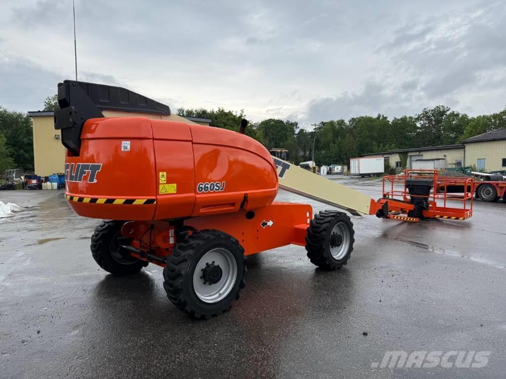 JLG 660 SJ 曲臂高空工作平台