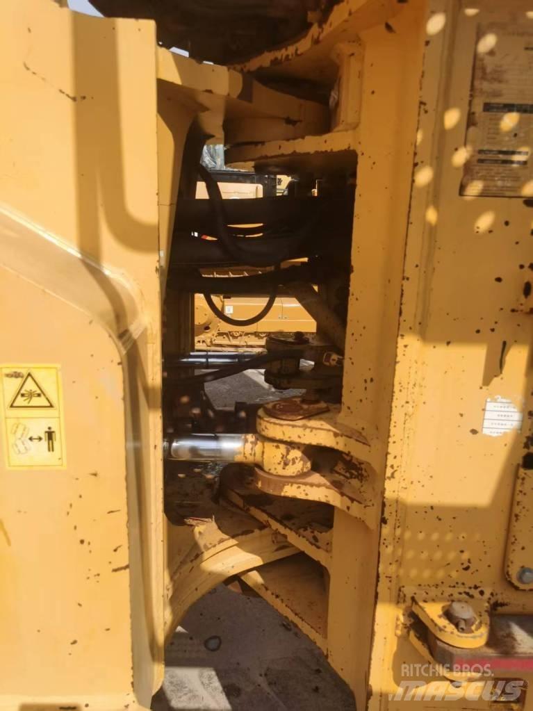 Komatsu WA 500-3 轮式装载机