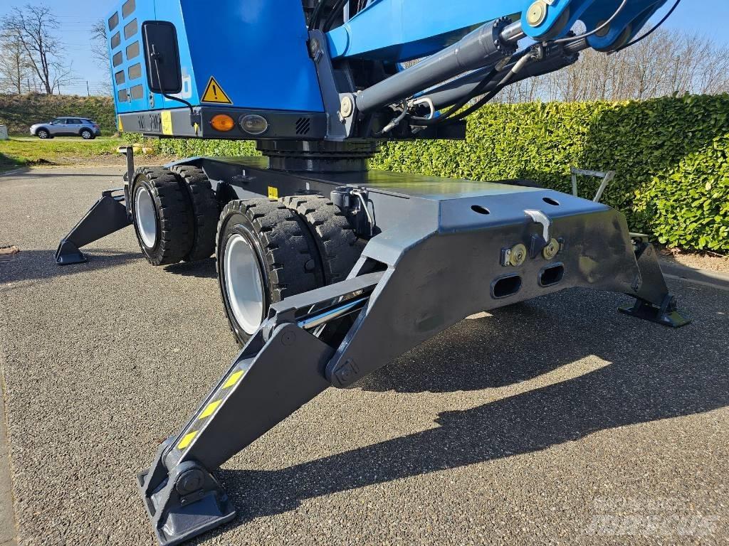 Fuchs MHL 320 工业挖掘机