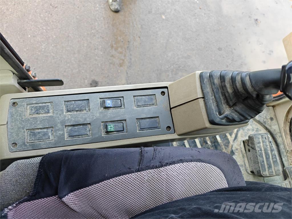 Daewoo 140 LC-V 履带挖掘机