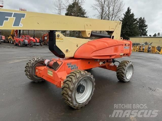 JLG M 600 JP 曲臂高空工作平台