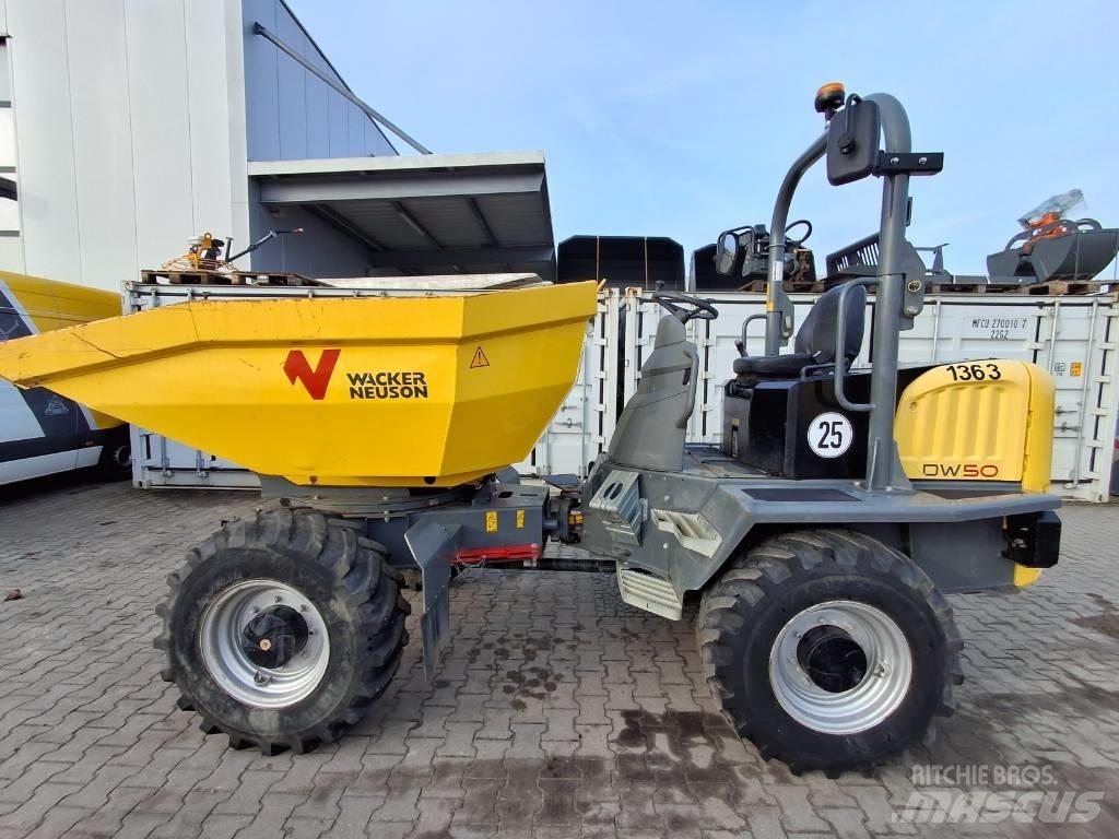 Wacker Neuson DW50 翻斗车\公路型自卸车