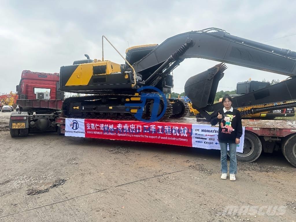 Komatsu PC200-7 履带挖掘机