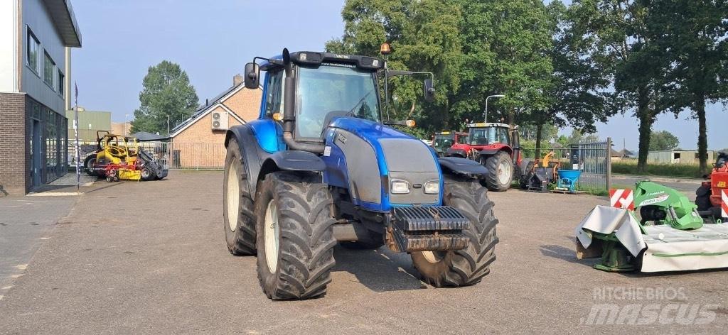 Valtra T160 拖拉机/农用车