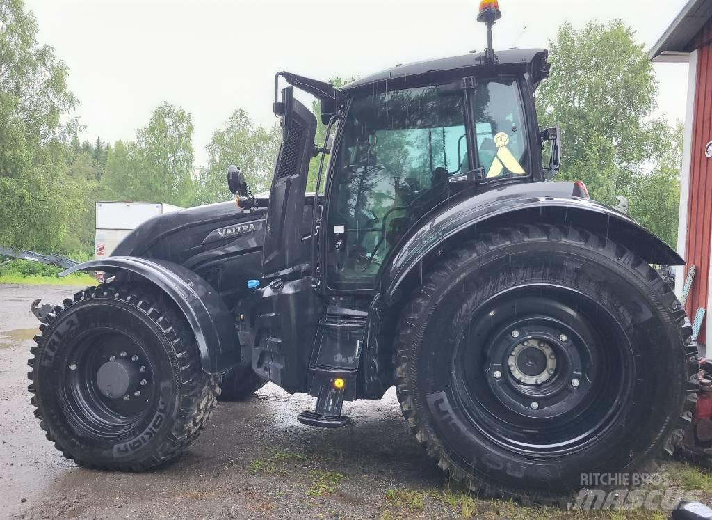 Valtra T 235 D 拖拉机/农用车