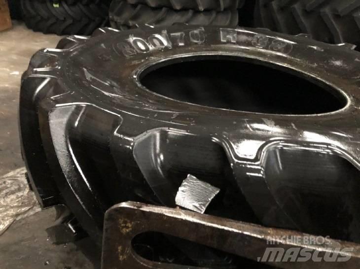 Mitas 700/70R38 轮胎、车轮和轮圈