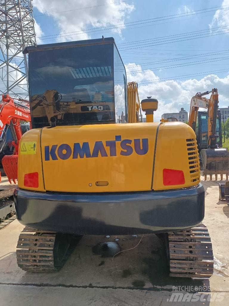 Komatsu PC 56 小型挖掘机