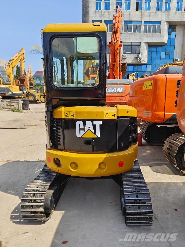 CAT 304 小型挖掘机