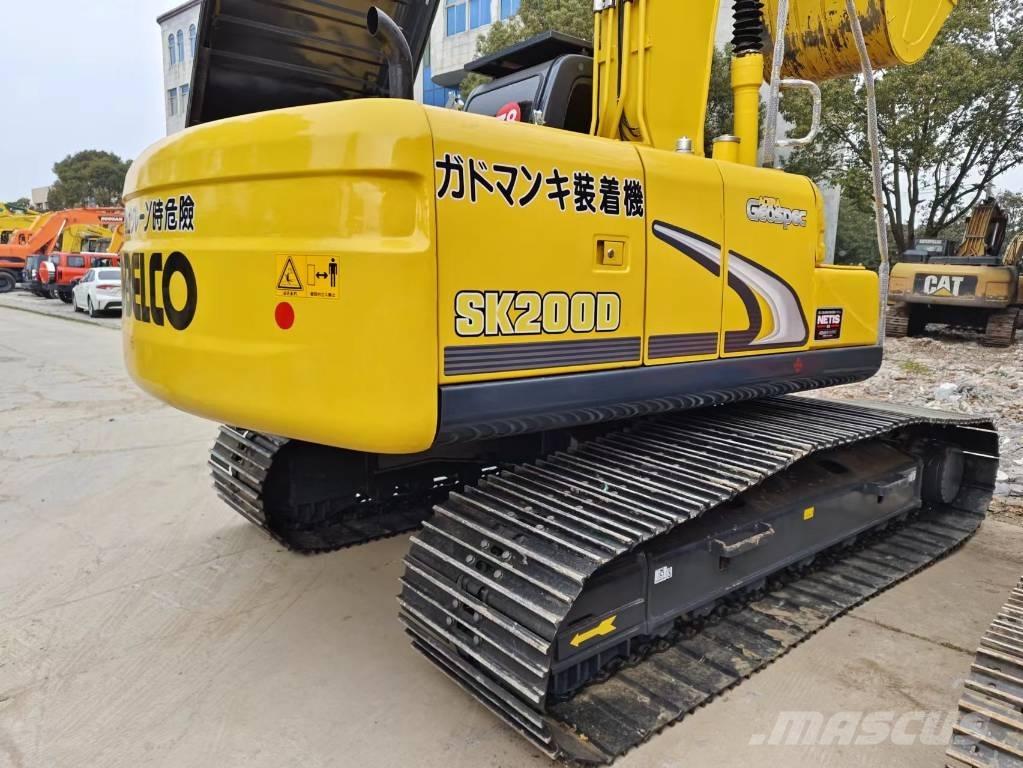Kobelco SK 200 履带挖掘机