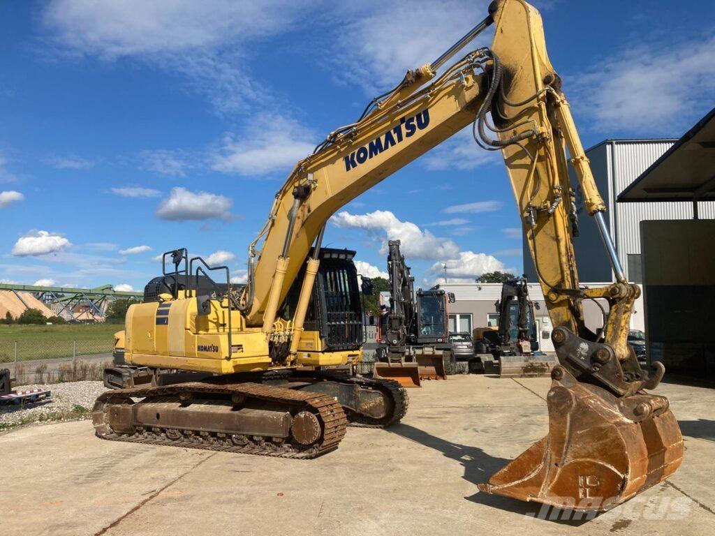 Komatsu PC210LC-11 履带挖掘机