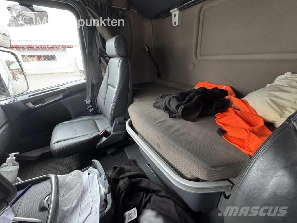 Scania R 490 厢式货车