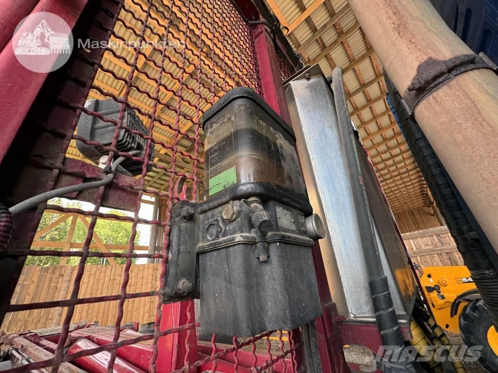 Volvo FH 16 550 工程吊钩车