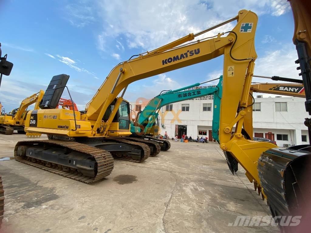 Komatsu PC 240 履带挖掘机