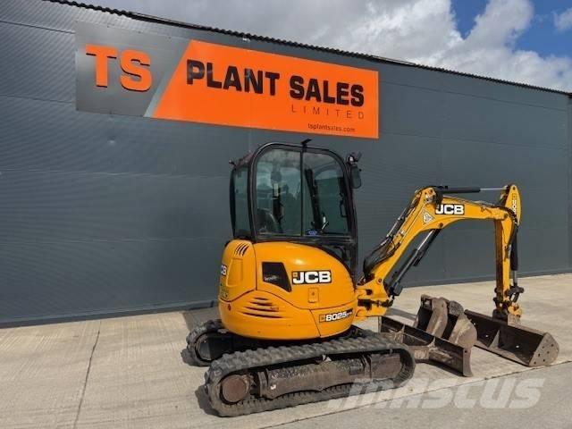 JCB 8025 ZTS 小型挖掘机