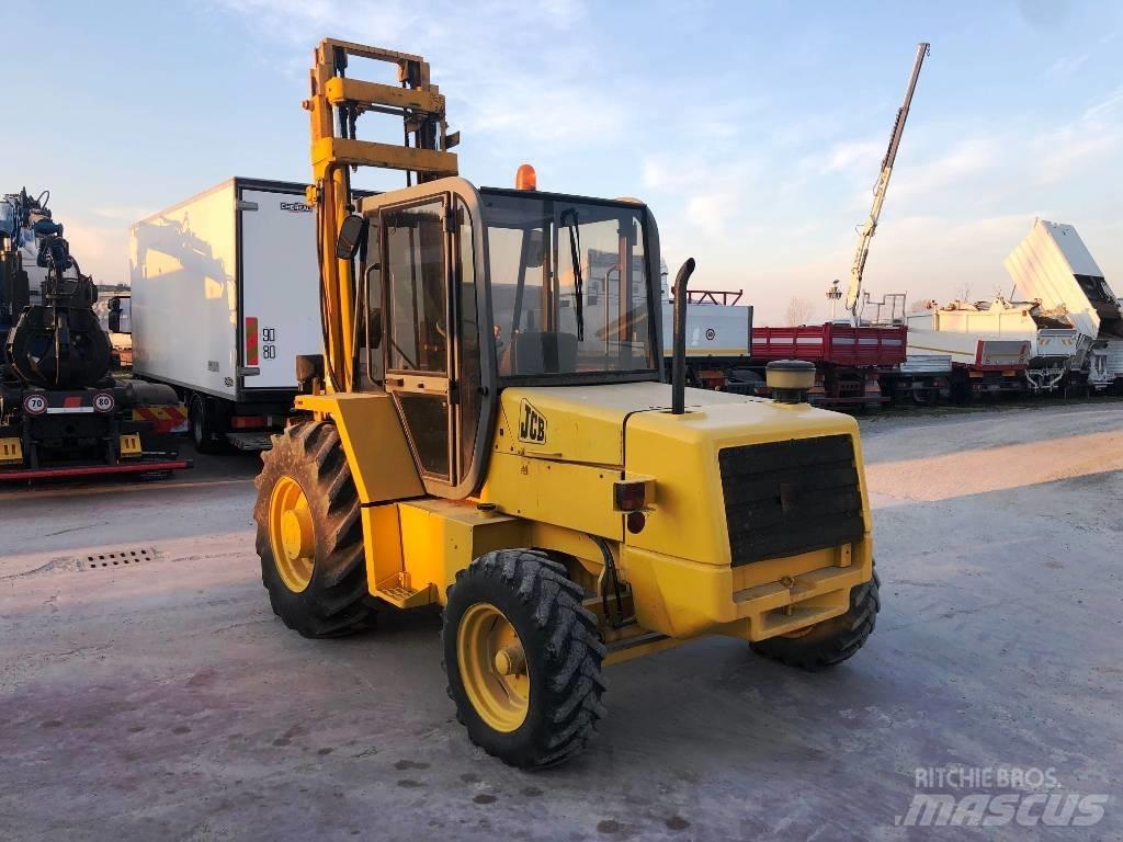 JCB 926B 伸缩臂叉装车|叉装车