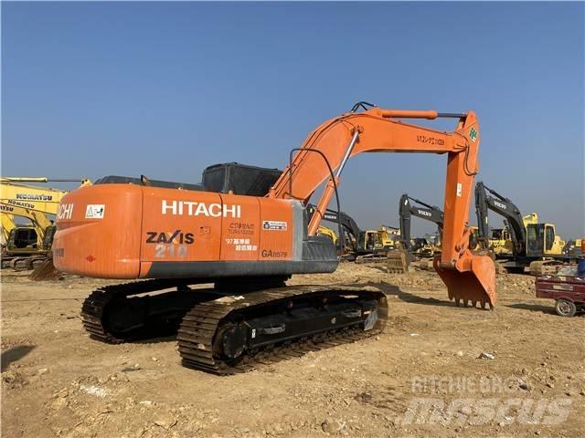 Hitachi ZX210 履带挖掘机