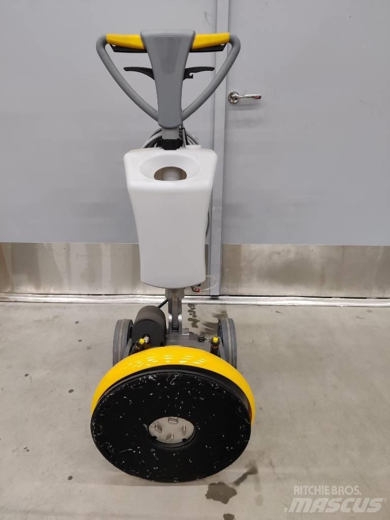  Clean Orbital 17" 仓库扫地机