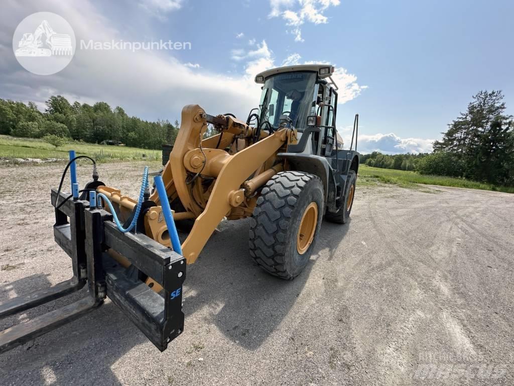 Liebherr L 544 轮式装载机