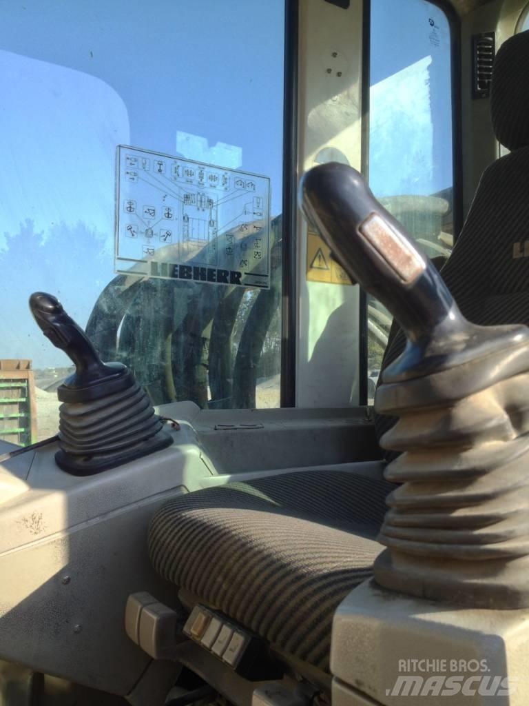 Liebherr R 974 B HD 履带挖掘机