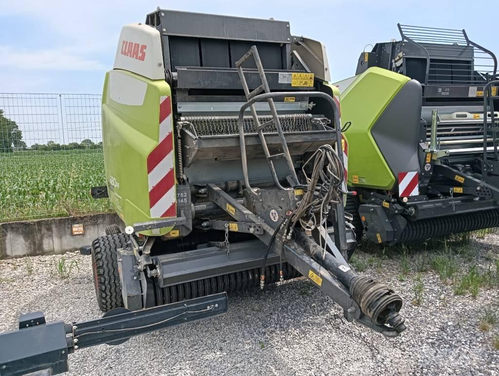 CLAAS Variant 480 RF 圆捆打捆机