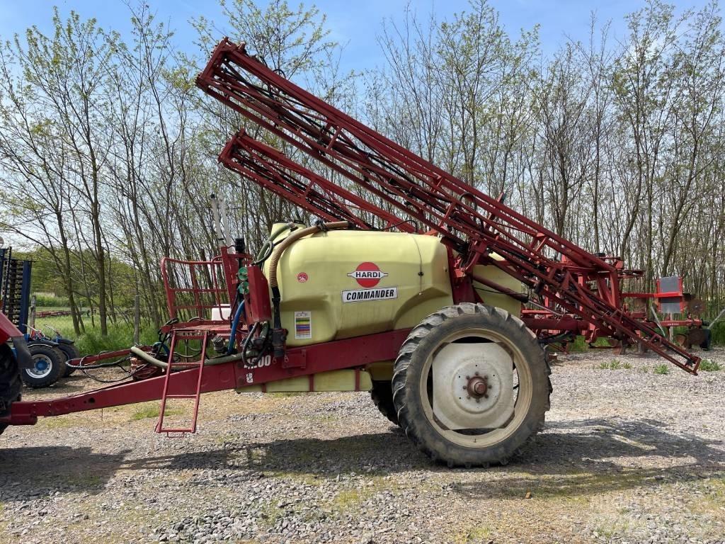 Hardi Commander 4200 牵引式喷雾机