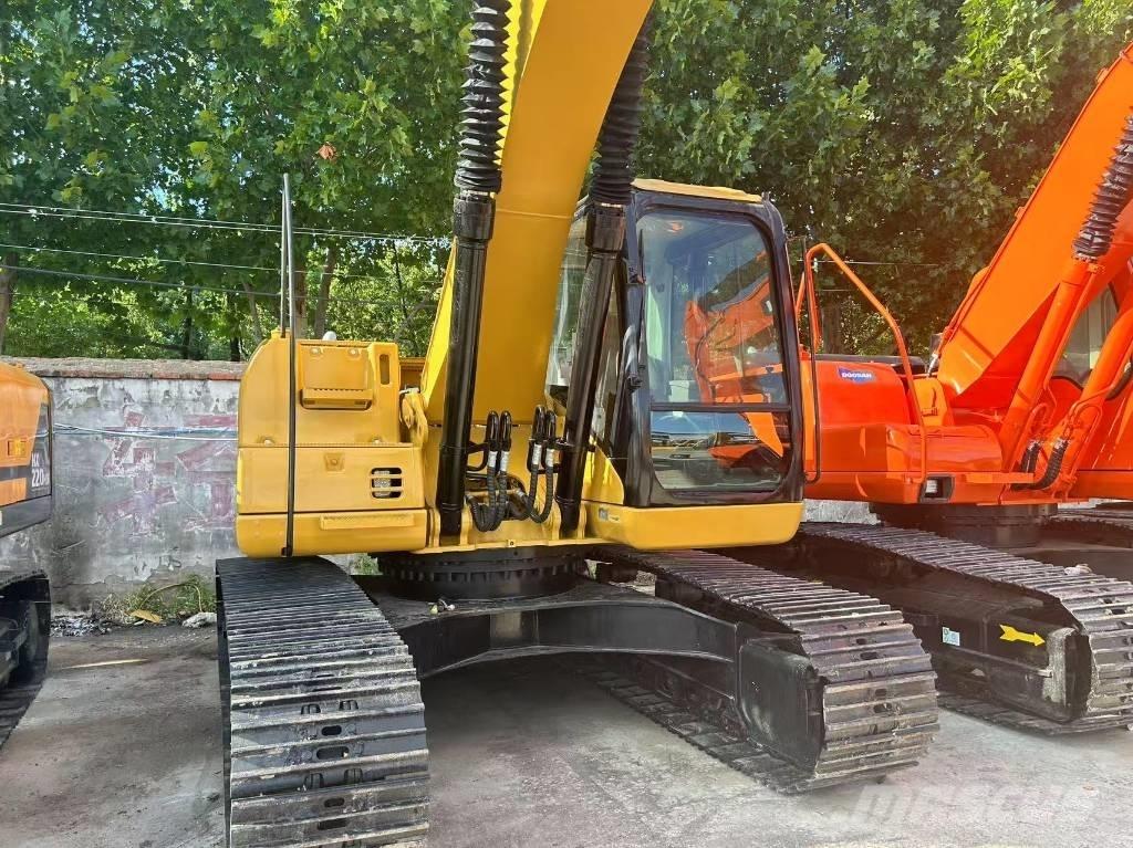 CAT 320 CL 履带挖掘机