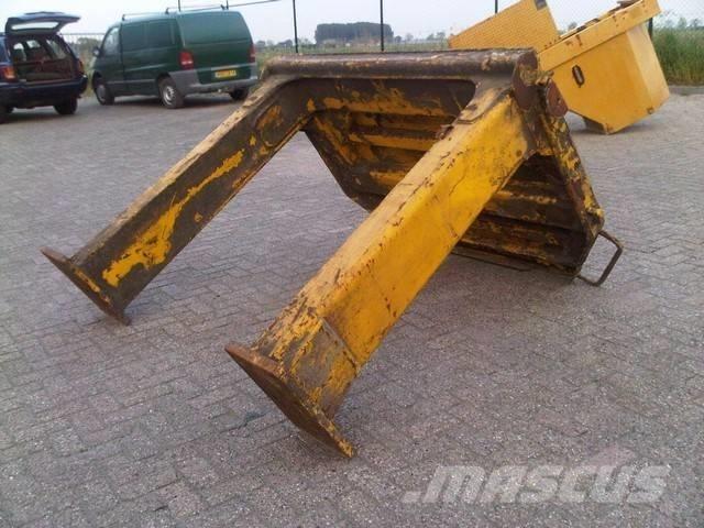 CAT 990 II 底盘和悬架