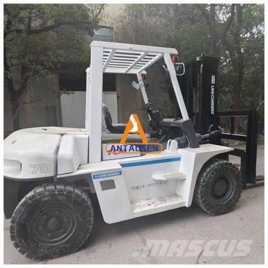TCM FD 70 Z8 柴油叉车