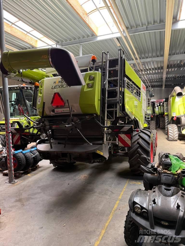 CLAAS Lexion 8900 TT 联合收割机
