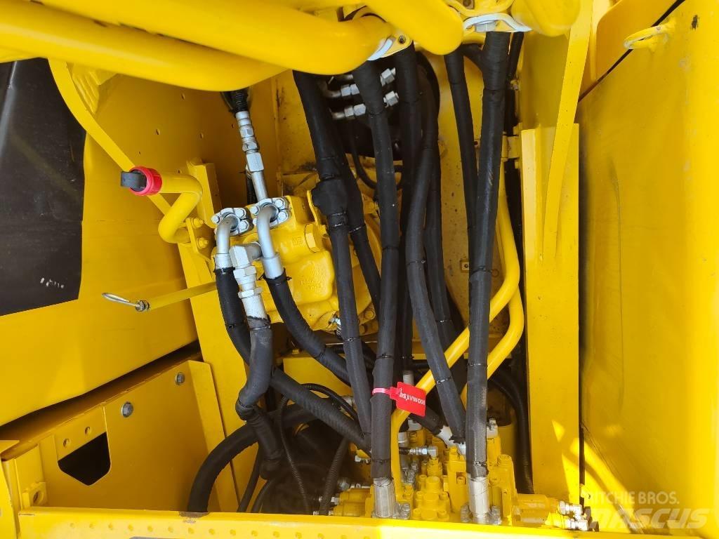 Komatsu PC 200 履带挖掘机