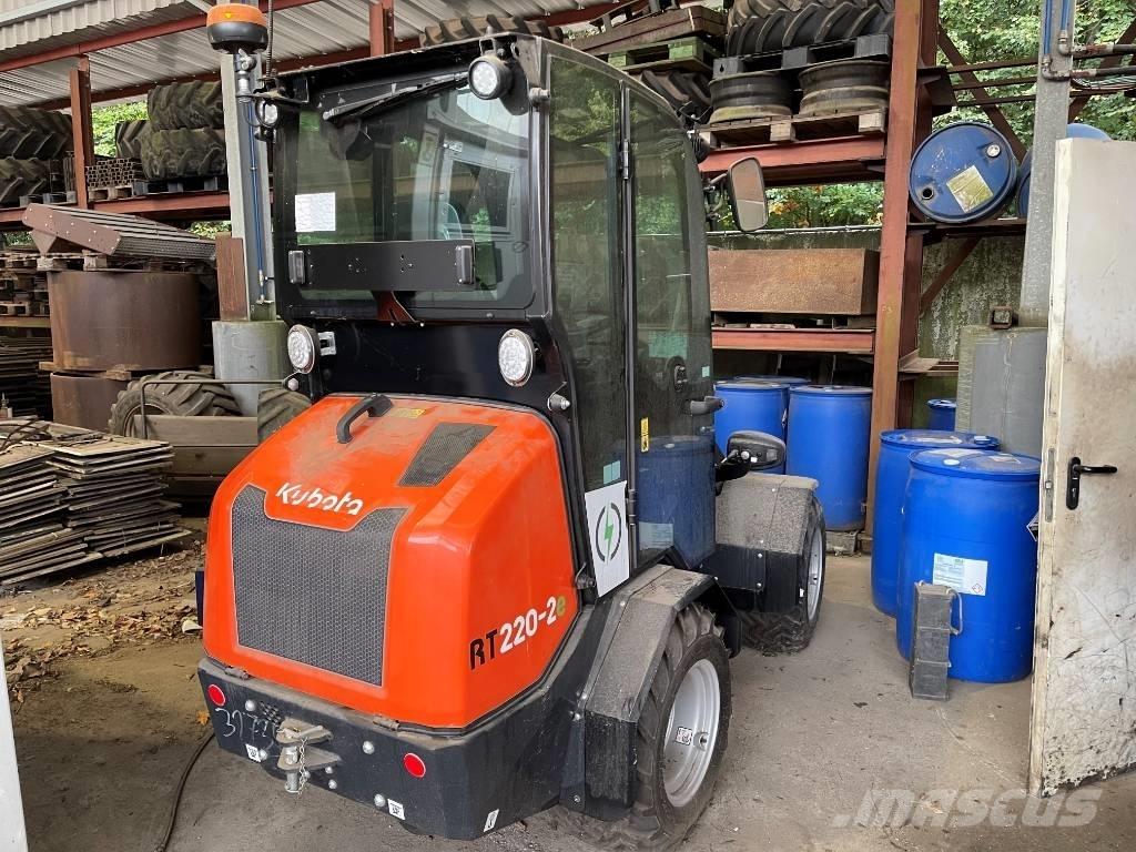 Kubota RT220-2e 轮式装载机