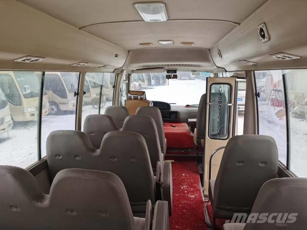 Toyota Coaster Bus 迷你巴士