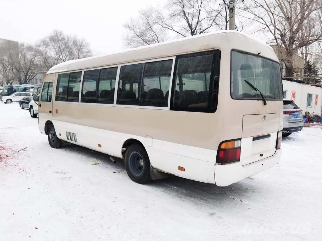 Toyota Coaster Bus 迷你巴士