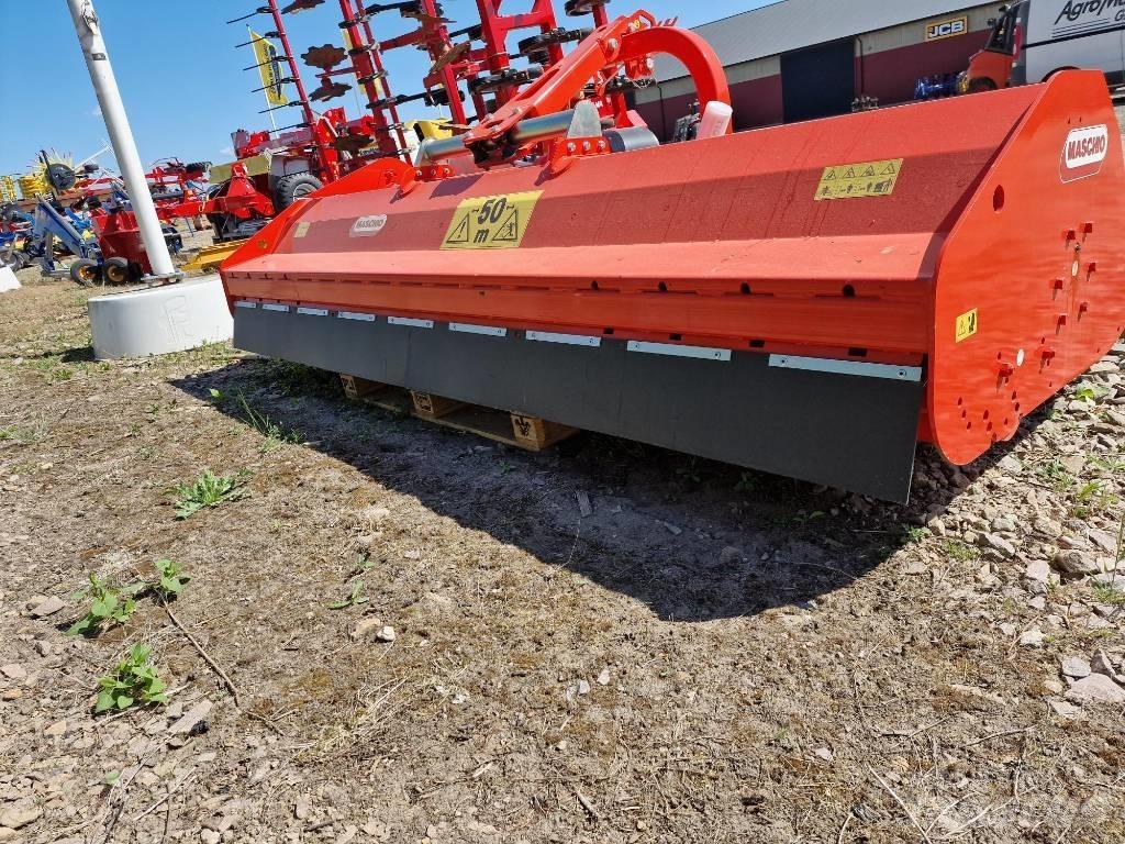 Maschio Tigre 300 牧场割草机和切顶器